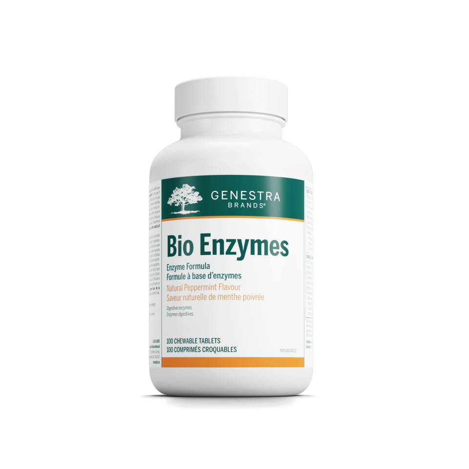 une-bouteille-blanche-avec-une-etiquette-bio-enzymes